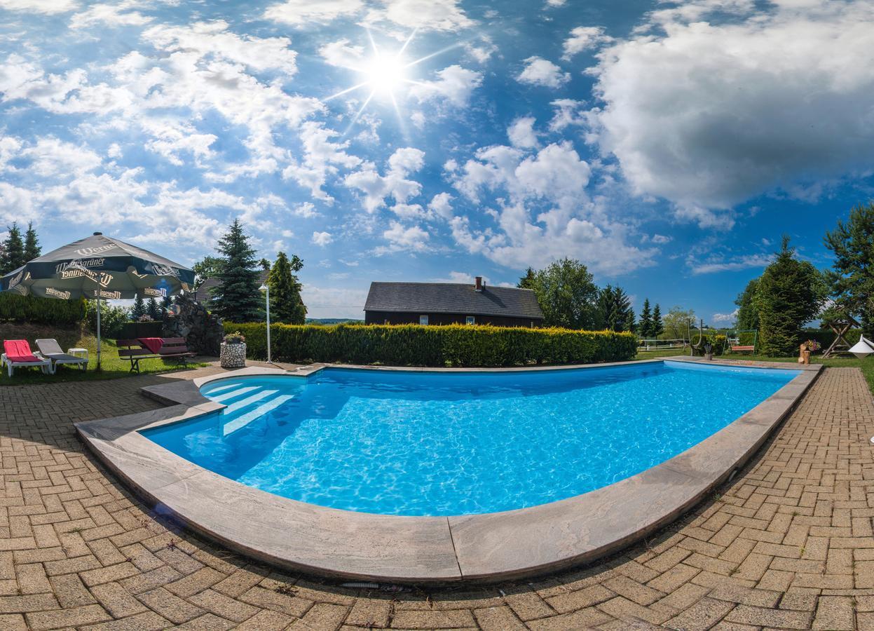 Hotel Alpenhof Markneukirchen Экстерьер фото